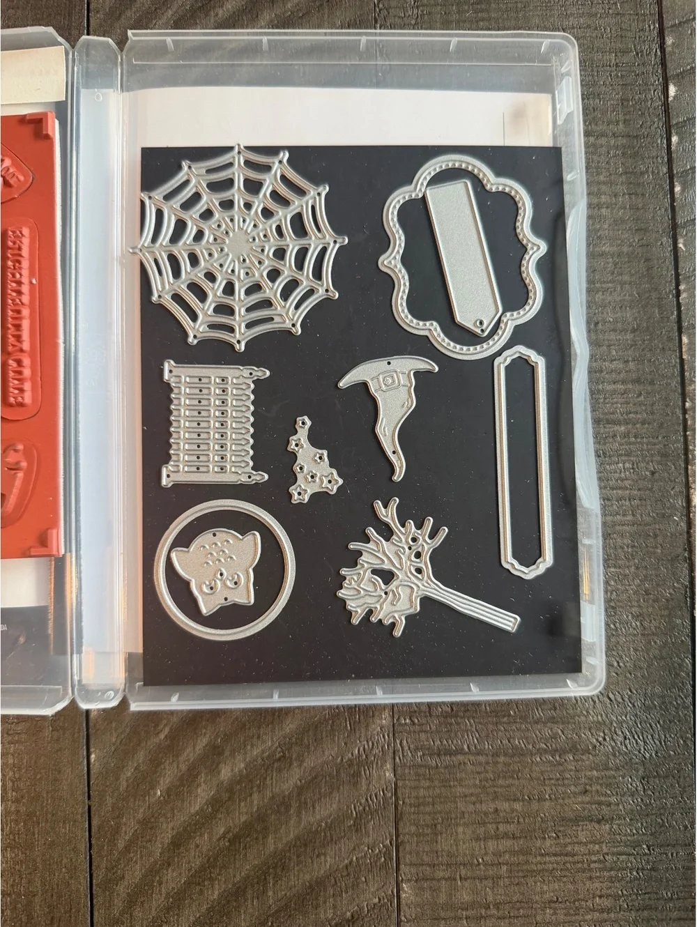 Stampin’ Up Frightfully Cut stamp set with die cuts